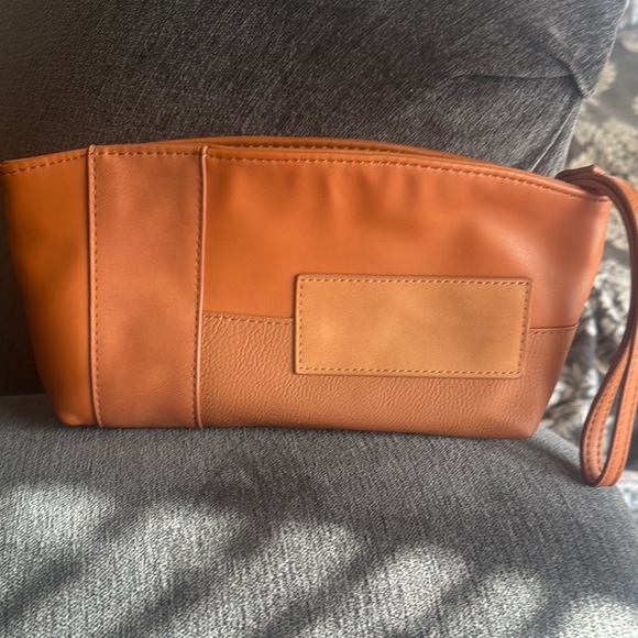 Stylish Tan Leather Men's Bag - Picture 1 of 1